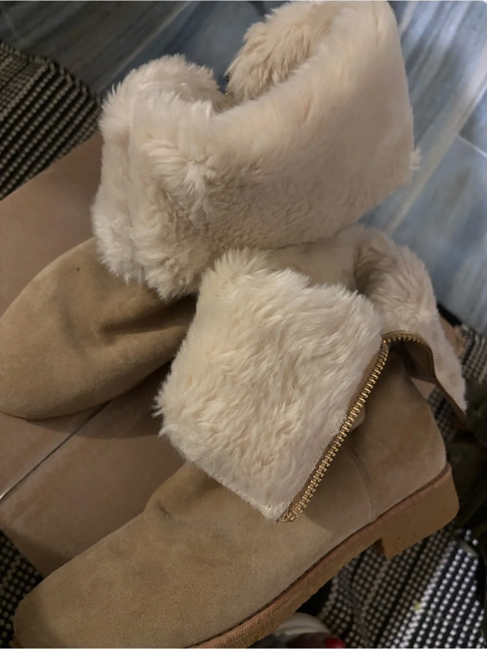 Plush Faux Fur Collar Ankle Booties - Cream